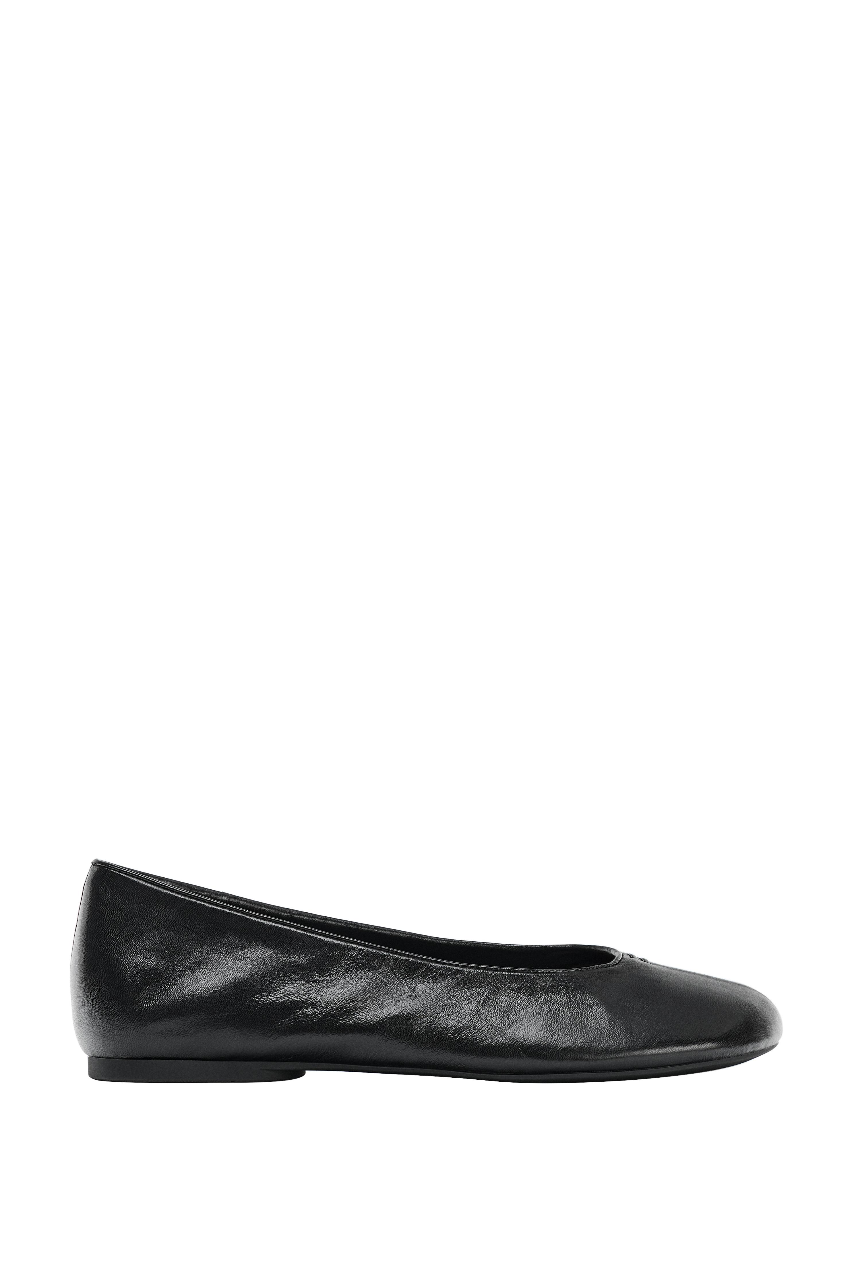 BALLERINES PLATES EN CUIR